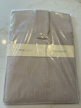 Tablet & Laptop Sleeve in Light Taupe
